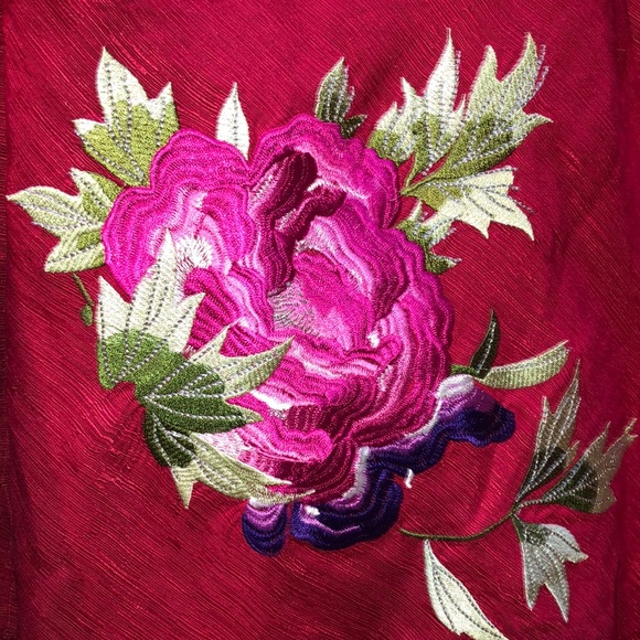 Carol little Beautiful kimono style top embroidery - Picture 3 of 8